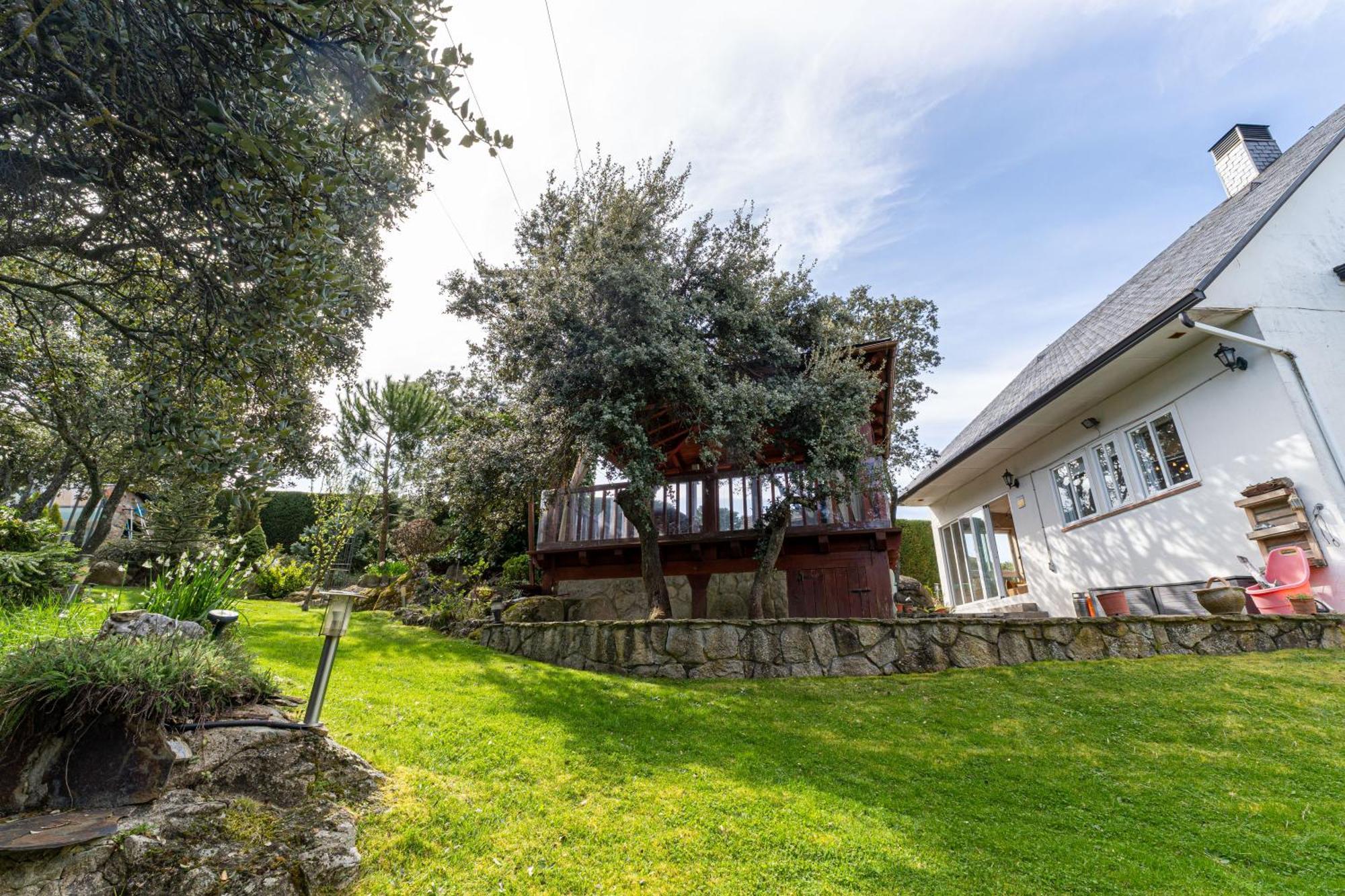 Villa Con Jacuzzi Exterior Y Piscina Cubiertos Los Ángeles de San Rafael