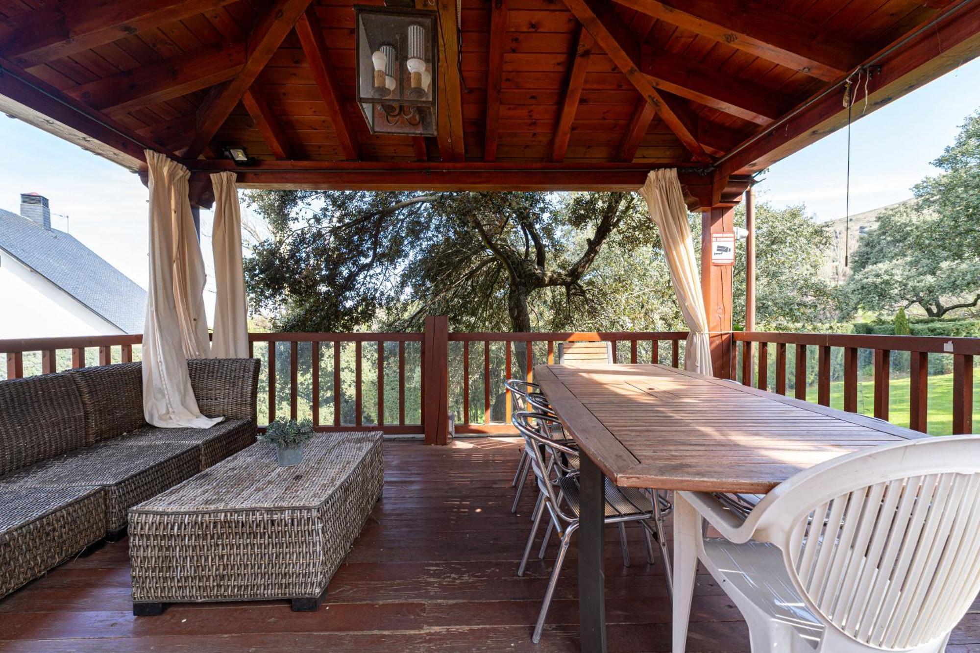 Villa Con Jacuzzi Exterior Y Piscina Cubiertos Los Ángeles de San Rafael